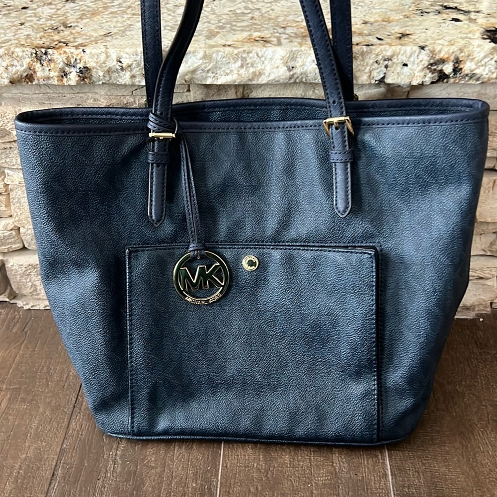 Like Mew Michael Kors Shoulder Bag